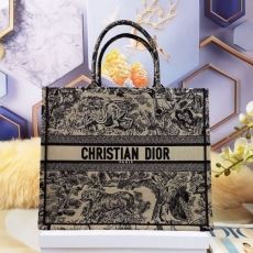 Christian Dior Shopping Bags